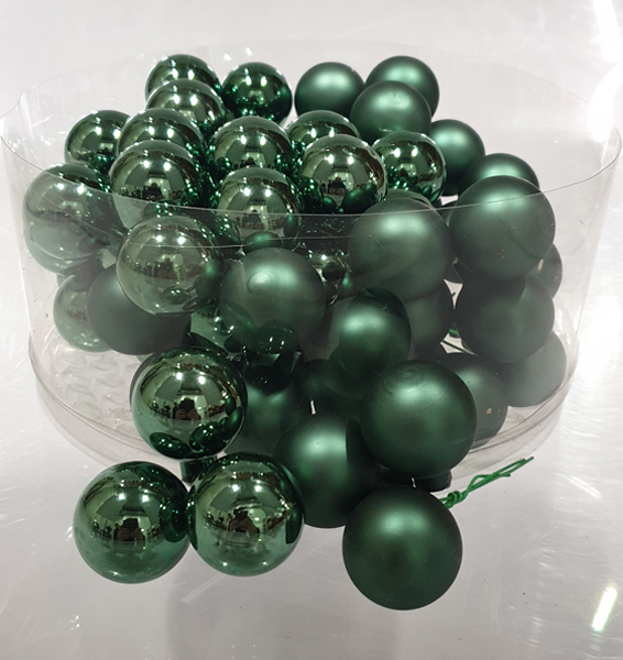 Glasballetjes 30mm op draad groen lake Combi 72st - 81256918 Glasballetjes 30mm op draad groen lake Combi 72st - 81256918